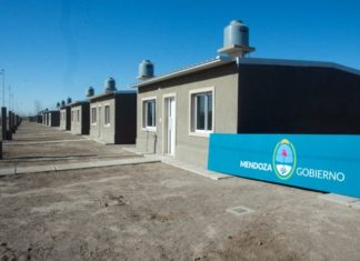 Mendoza: Suarez presentó tres líneas de créditos para vivienda