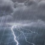 Navidad con alerta amarilla, zonda, tormentas y probabilidad de granizo para el Este