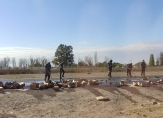 Choque entre dos camiones demora el tránsito en Acceso Este