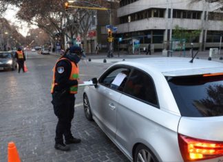Quienes violaron la cuarentena podrán hacer donaciones para cerrar la causa