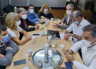 AMPROS aceptó el aumento salarial por escaso margen