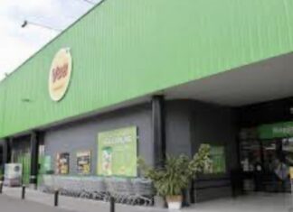 Imputaron al subgerente del Súper por intentar hurtar pata muslos