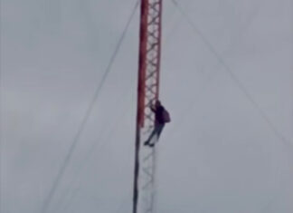 Santa Rosa: Hombre amenaza con arrojarse de una antena de 90 metros por una vivienda